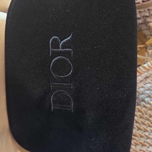 Dior Pink and Black And White Cosmetic Bag Set With Make Up - Picture 4 of 7